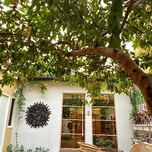 The Art By Via Hotel Bénarès